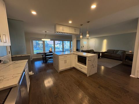 Tiny photo for 1100 Potter Road, Park Ridge, IL 60068 (MLS # 12475606)