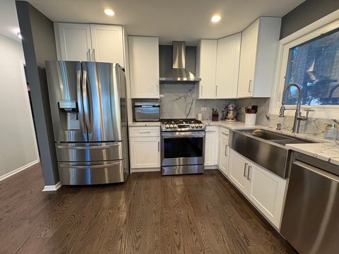 Tiny photo for 1100 Potter Road, Park Ridge, IL 60068 (MLS # 12475606)