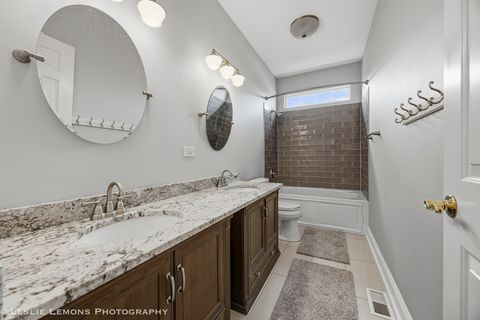 Tiny photo for 492 Bond Drive, Batavia, IL 60510 (MLS # 12620047)