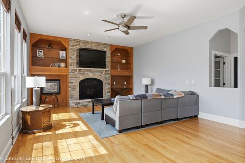 Tiny photo for 492 Bond Drive, Batavia, IL 60510 (MLS # 12620047)