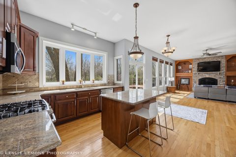 Tiny photo for 492 Bond Drive, Batavia, IL 60510 (MLS # 12620047)