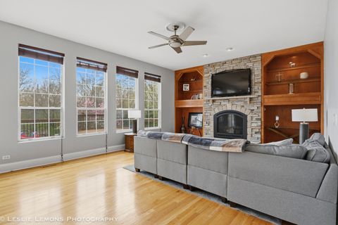 Tiny photo for 492 Bond Drive, Batavia, IL 60510 (MLS # 12620047)