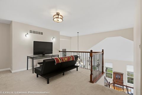 Tiny photo for 492 Bond Drive, Batavia, IL 60510 (MLS # 12620047)