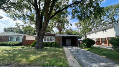 Photo of 17210 Hawthorne Drive, East Hazel Crest, IL 60429 (MLS # 12756747)
