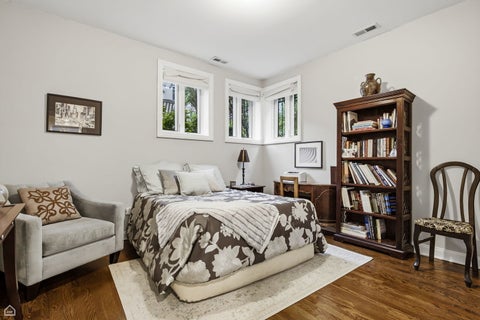 Tiny photo for 1310 W Roscoe Street, Chicago, IL 60657 (MLS # 12777941)