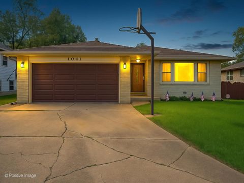 Tiny photo for 1041 E Division Street, Lombard, IL 60148 (MLS # 12469981)