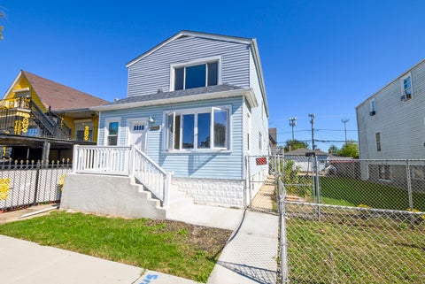 Tiny photo for 10335 S Hoxie Avenue, Chicago, IL 60617 (MLS # 12776668)
