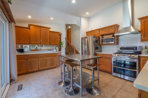 Tiny photo for 2210 Country Court, Freeport, IL 61032 (MLS # 12581594)