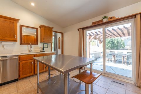 Tiny photo for 2210 Country Court, Freeport, IL 61032 (MLS # 12581594)