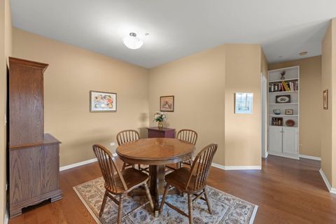 Tiny photo for 501 Forest Avenue #508, Glen Ellyn, IL 60137 (MLS # 12492758)