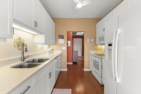 Tiny photo for 501 Forest Avenue #508, Glen Ellyn, IL 60137 (MLS # 12492758)