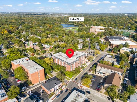 Tiny photo for 501 Forest Avenue #508, Glen Ellyn, IL 60137 (MLS # 12492758)