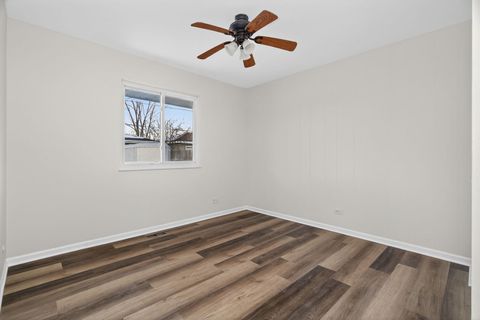 Tiny photo for 9156 W 161st Place, Orland Hills, IL 60487 (MLS # 12470450)