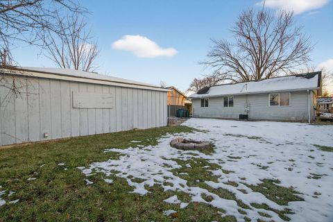 Tiny photo for 9156 W 161st Place, Orland Hills, IL 60487 (MLS # 12470450)