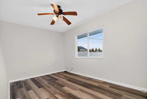 Tiny photo for 9156 W 161st Place, Orland Hills, IL 60487 (MLS # 12470450)