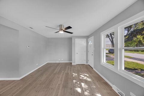 Tiny photo for 97 W 29th Street, South Chicago Heights, IL 60411 (MLS # 12487390)