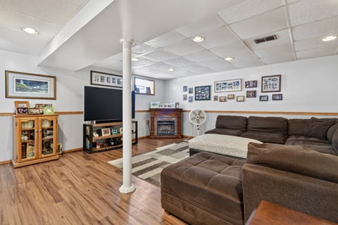Tiny photo for 7005 W Sunnyside Avenue, Norridge, IL 60706 (MLS # 12736582)