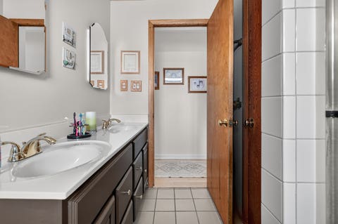 Tiny photo for 7005 W Sunnyside Avenue, Norridge, IL 60706 (MLS # 12736582)