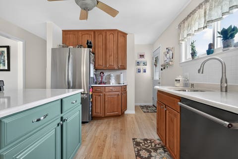 Tiny photo for 7005 W Sunnyside Avenue, Norridge, IL 60706 (MLS # 12736582)