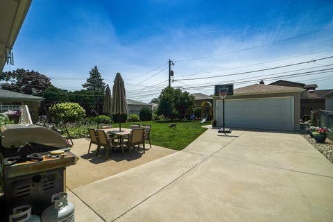 Tiny photo for 7005 W Sunnyside Avenue, Norridge, IL 60706 (MLS # 12736582)