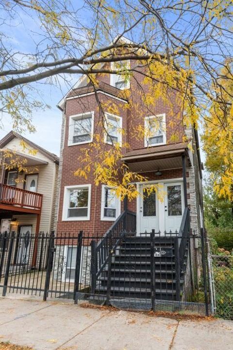 1846 N Mozart Street Chicago IL 60647
