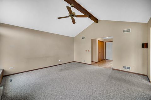 Tiny photo for 15860 W Thornapple Lane, Gurnee, IL 60031 (MLS # 12511385)