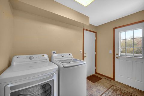 Tiny photo for 15860 W Thornapple Lane, Gurnee, IL 60031 (MLS # 12511385)