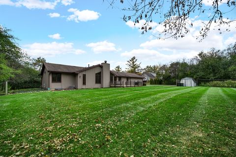Tiny photo for 15860 W Thornapple Lane, Gurnee, IL 60031 (MLS # 12511385)