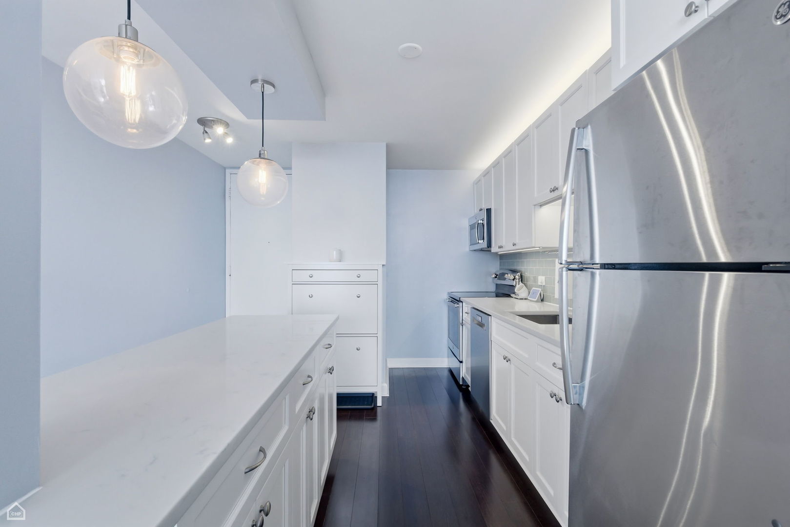 1660 N La Salle Drive 3510