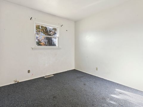 Tiny photo for 317 Butterfield Road, North Aurora, IL 60542 (MLS # 12517328)