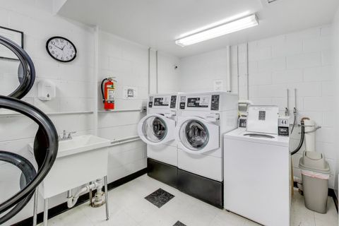 Tiny photo for 2400 Archbury Drive #2E, Park Ridge, IL 60068 (MLS # 12529869)