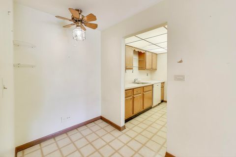 Tiny photo for 2400 Archbury Drive #2E, Park Ridge, IL 60068 (MLS # 12529869)