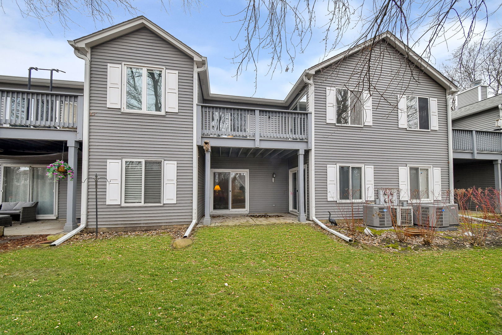 95 Midhurst Court 101B