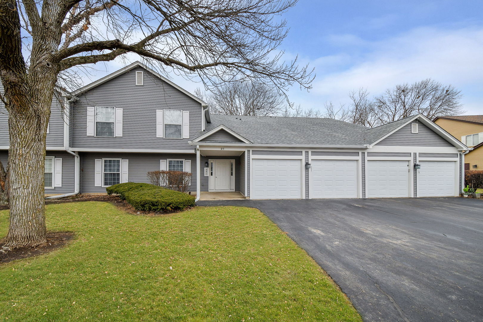 95 Midhurst Court 101B