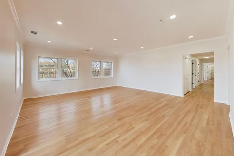 Tiny photo for 1688 Green Bay Road #404, Highland Park, IL 60035 (MLS # 12619467)