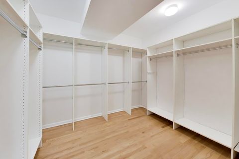 Tiny photo for 1688 Green Bay Road #404, Highland Park, IL 60035 (MLS # 12619467)