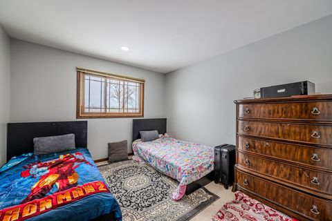 Tiny photo for 8821 W 100th St Street, Palos Hills, IL 60465 (MLS # 12536172)