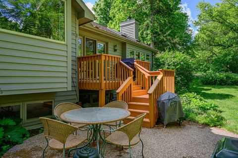 Tiny photo for 18 Colony Lane, Galena, IL 61036 (MLS # 12296967)