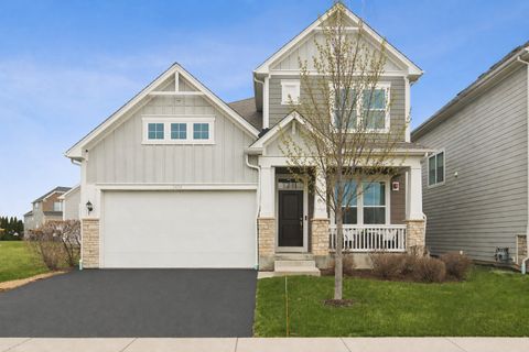 Photo of 1454 Somerset Place, Barrington, IL 60010 (MLS # 12627875)