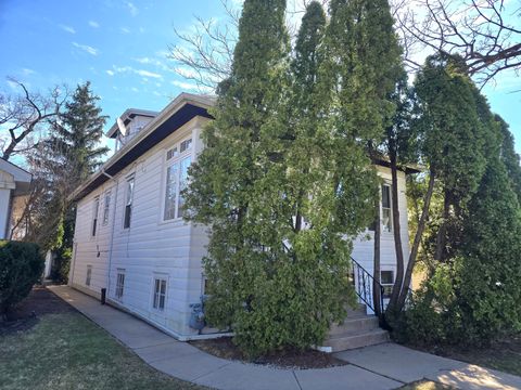 Photo of 2131 N 76th Court, Elmwood Park, IL 60707 (MLS # 12610206)