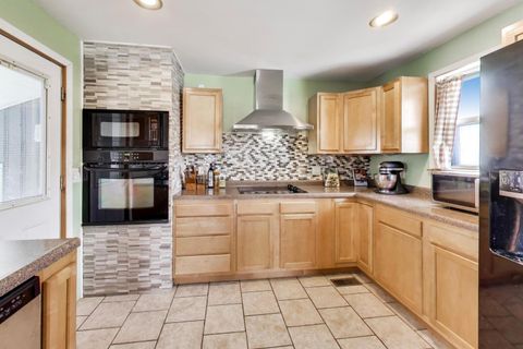 Tiny photo for 14895 W Russell Road, Zion, IL 60099 (MLS # 12580643)