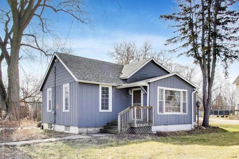 Photo of 14895 W Russell Road, Zion, IL 60099 (MLS # 12580643)