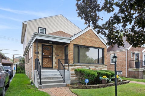 Photo of 9055 S Luella Avenue, Chicago, IL 60617 (MLS # 12763479)