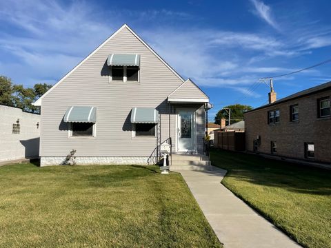 Photo of 10643 S TROY Street, Chicago, IL 60655 (MLS # 12493983)