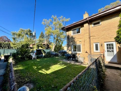 Tiny photo for 1908 Lee Street, Evanston, IL 60202 (MLS # 12531684)