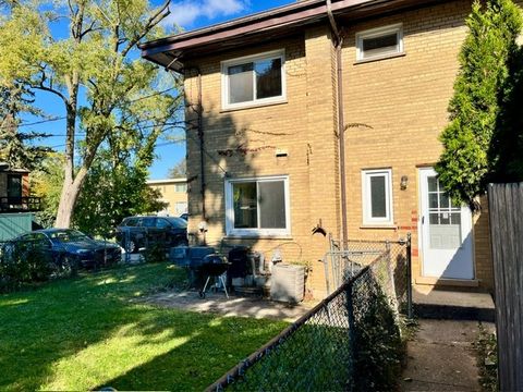 Tiny photo for 1908 Lee Street, Evanston, IL 60202 (MLS # 12531684)