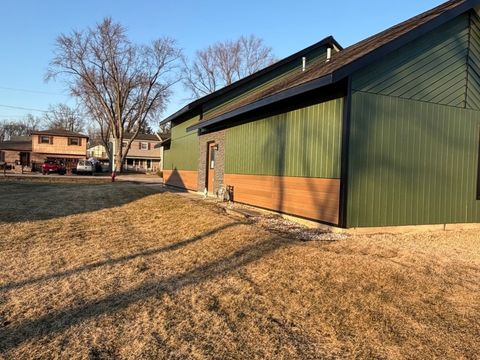 Tiny photo for 2907 Gregg Drive, McHenry, IL 60050 (MLS # 12542371)