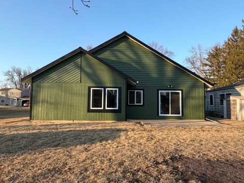 Tiny photo for 2907 Gregg Drive, McHenry, IL 60050 (MLS # 12542371)