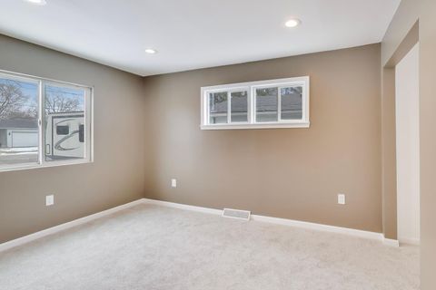 Tiny photo for 2907 Gregg Drive, McHenry, IL 60050 (MLS # 12542371)