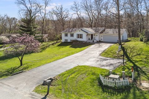 Tiny photo for 1430 Woodland Drive, Sherrard, IL 61281 (MLS # 12622359)